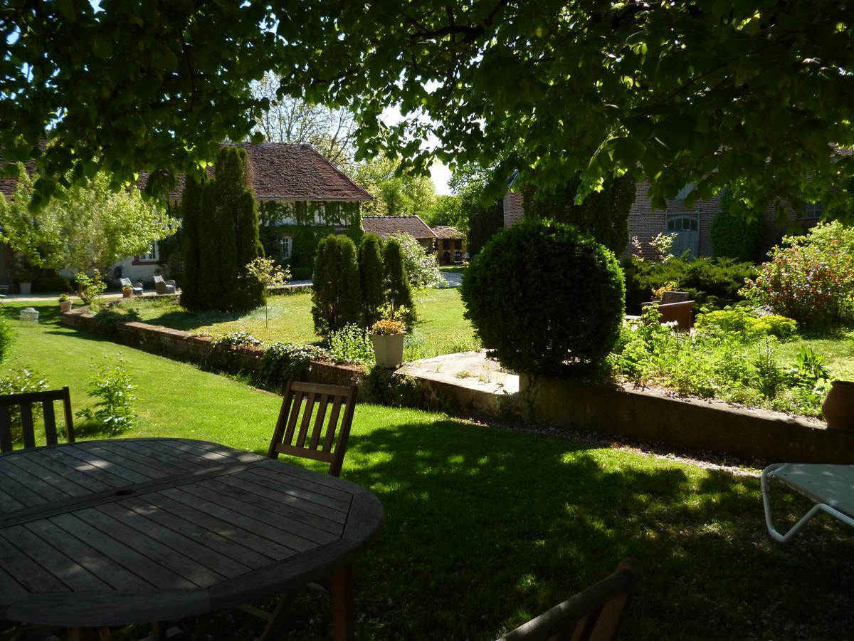 Domaine De La Creuse Bed & Breakfast Moussey  Exterior photo